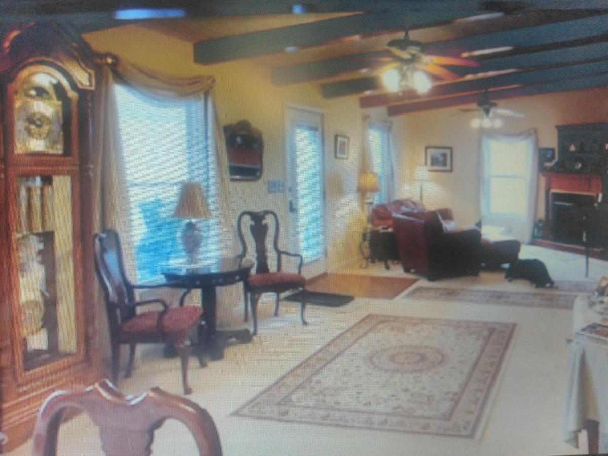Sloans Crossing Serenity Hill B&B المظهر الخارجي الصورة